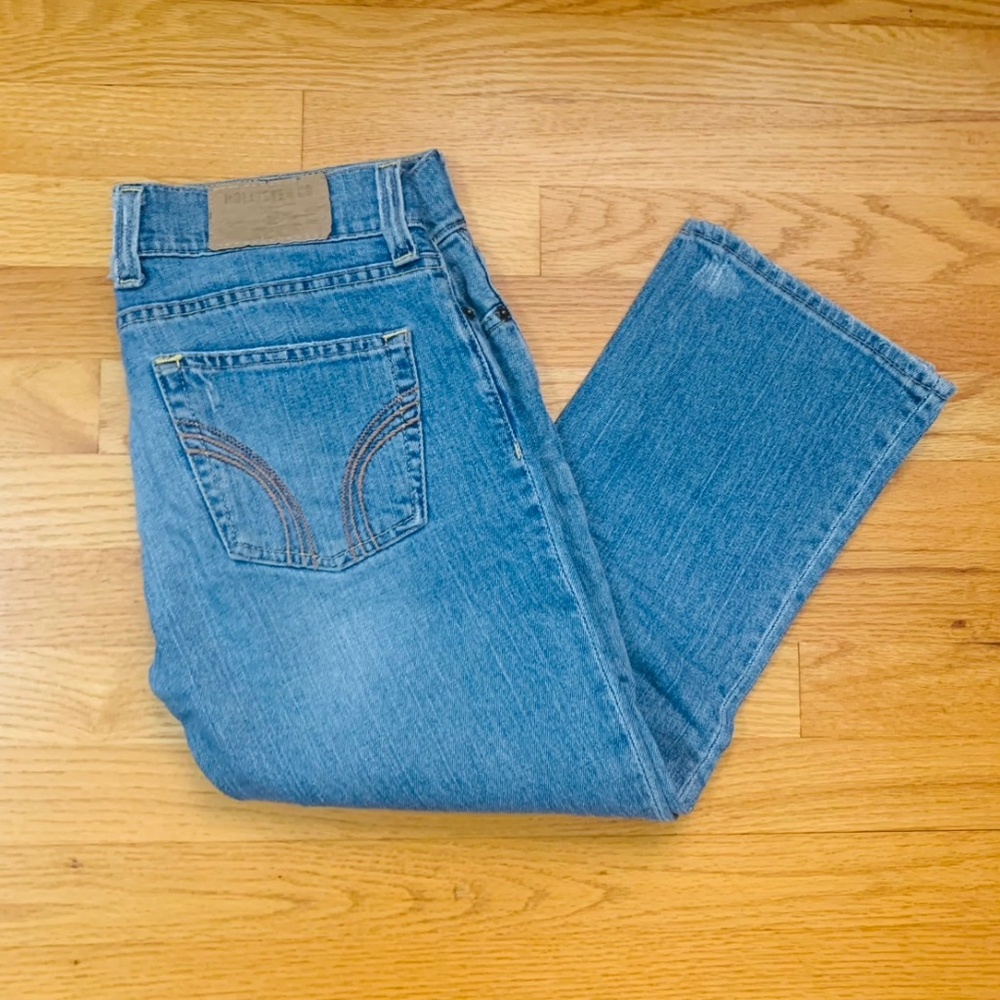 Hollister medium blue capri jeans - Picture 2 of 7
